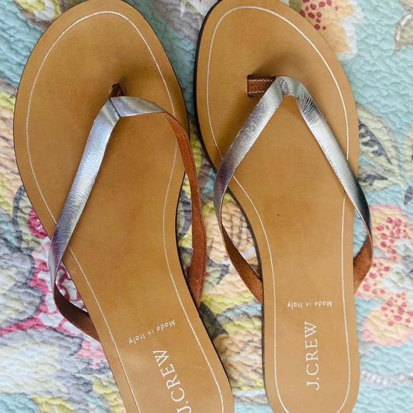New J. Crew Sandals/flip top - Picture 3 of 3